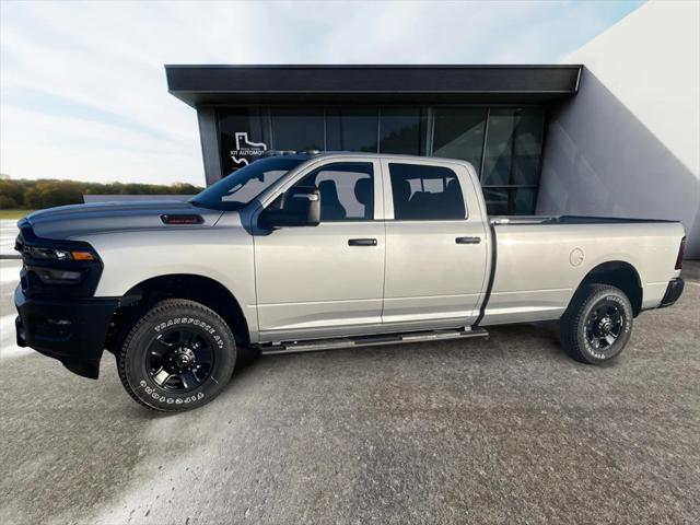 2026 RAM Ram 3500 RAM 3500 TRADESMAN CREW CAB 4X4 8 BOX