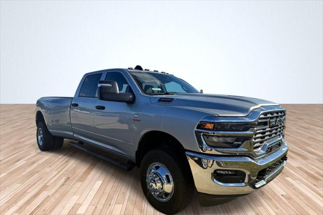 2026 RAM Ram 3500 RAM 3500 TRADESMAN CREW CAB 4X4 8 BOX