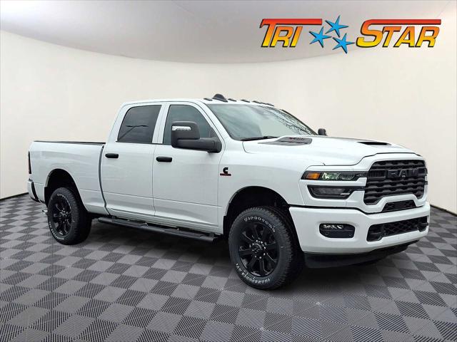 2026 RAM Ram 2500 RAM 2500 BLACK EXPRESS CREW CAB 4X4 64 BOX