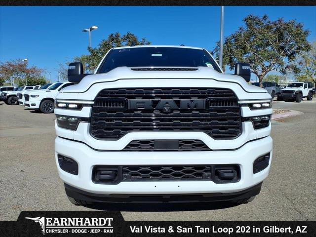 2026 RAM Ram 3500 RAM 3500 LIMITED MEGA CAB 4X4 64 BOX