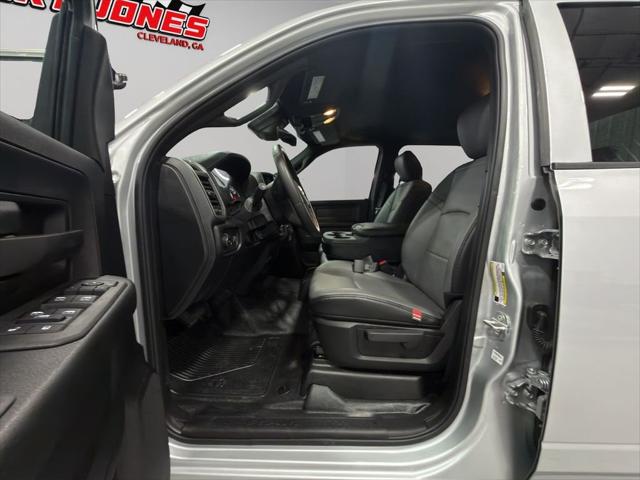 2026 RAM Ram 3500 Chassis Cab RAM 3500 TRADESMAN CREW CAB CHASSIS 4X4 60 CA