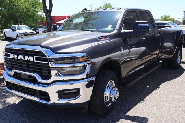 2026 RAM Ram 3500 RAM 3500 TRADESMAN CREW CAB 4X2 8 BOX