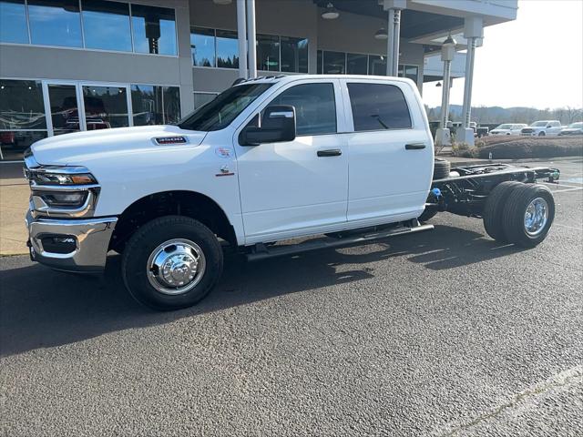 2026 RAM Ram 3500 Chassis Cab RAM 3500 TRADESMAN CREW CAB CHASSIS 4X4 60 CA 2026 RAM Ram 3500 Chassis Cab RAM 3500 TRADESMAN CREW CAB CHASSIS 4X4 60 CA