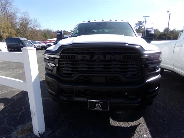 2026 RAM Ram 3500 Chassis Cab RAM 3500 TRADESMAN CREW CAB CHASSIS 4X4 60 CA