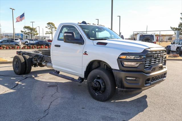 2026 RAM Ram 3500 Chassis Cab RAM 3500 TRADESMAN CHASSIS REGULAR CAB 4X4 84 CA