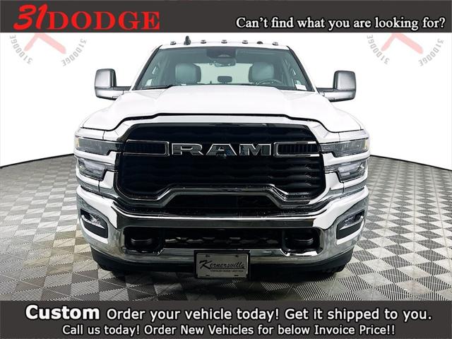 2026 RAM Ram 3500 RAM 3500 TRADESMAN CREW CAB 4X4 8 BOX