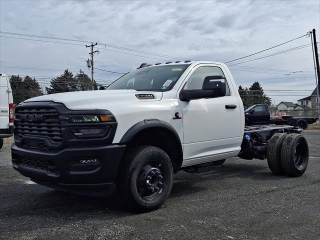2026 RAM Ram 3500 Chassis Cab RAM 3500 TRADESMAN CHASSIS REGULAR CAB 4X4 60 CA