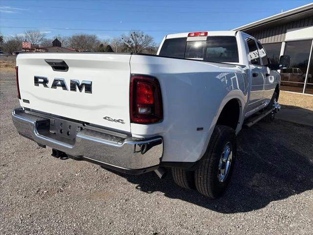 2026 RAM Ram 3500 RAM 3500 TRADESMAN CREW CAB 4X4 8 BOX