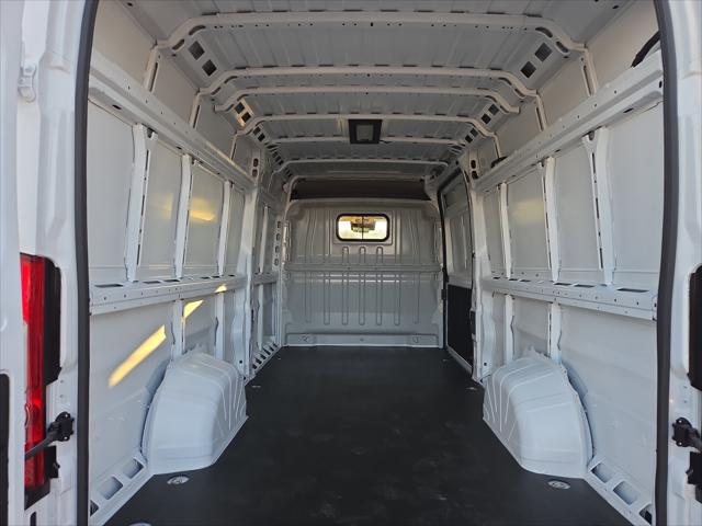 2026 Ram ProMaster Cargo Van Tradesman High Roof 159" WB EXT w/Pass Seat