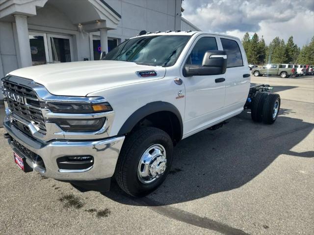 2026 RAM Ram 3500 Chassis Cab RAM 3500 TRADESMAN CREW CAB CHASSIS 4X4 60 CA