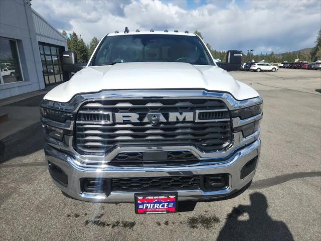 2026 RAM Ram 3500 Chassis Cab RAM 3500 TRADESMAN CREW CAB CHASSIS 4X4 60 CA