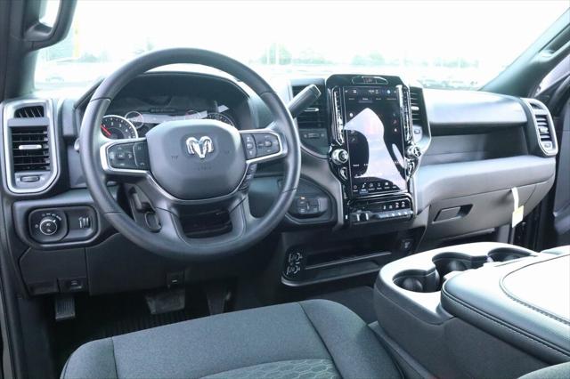 2026 RAM Ram 2500 RAM 2500 TRADESMAN CREW CAB 4X4 64 BOX