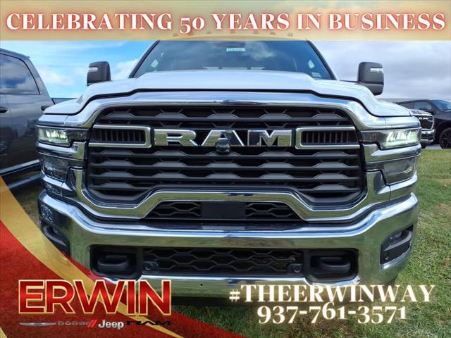 2026 RAM Ram 2500 RAM 2500 TRADESMAN CREW CAB 4X4 64 BOX
