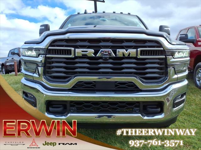 2026 RAM Ram 2500 RAM 2500 TRADESMAN CREW CAB 4X4 64 BOX