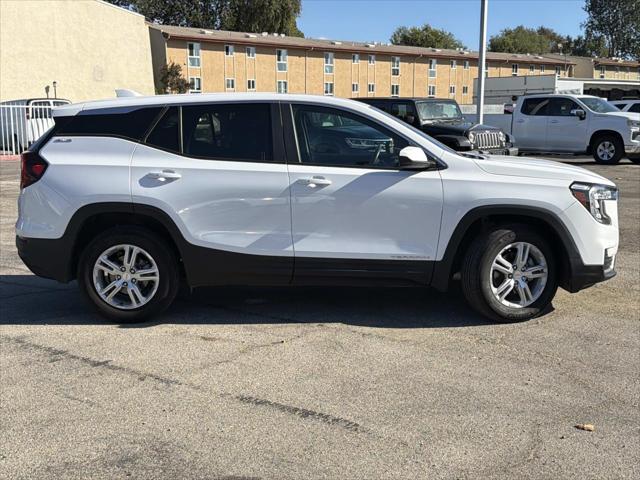 2024 GMC Terrain FWD SLE