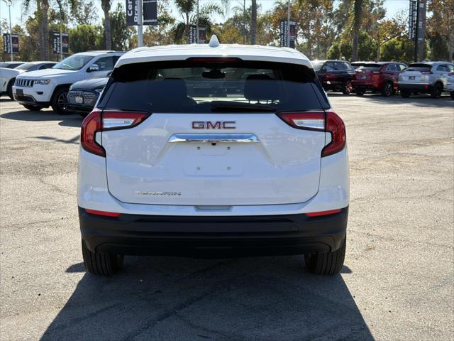 2024 GMC Terrain FWD SLE