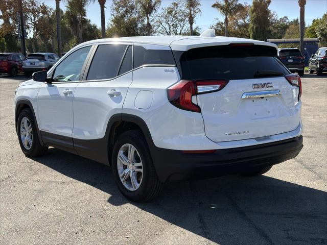 2024 GMC Terrain FWD SLE
