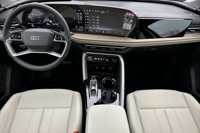2025 Audi Q5 Premium TFSI quattro S tronic