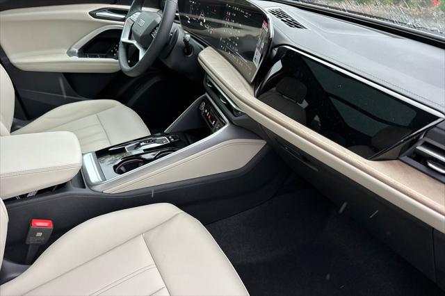 2025 Audi Q5 Premium TFSI quattro S tronic
