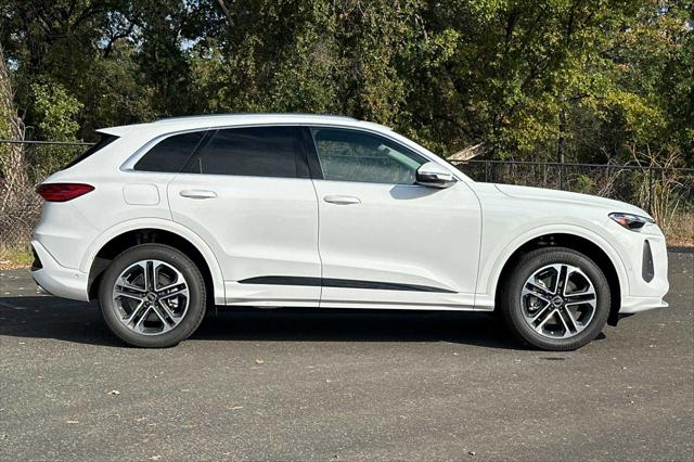 2025 Audi Q5 Premium TFSI quattro S tronic
