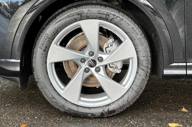 2025 Audi Q5 Prestige TFSI quattro S tronic