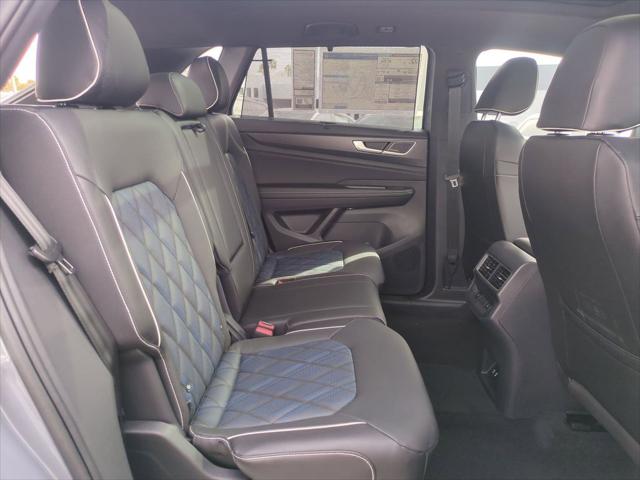 2026 Volkswagen Atlas Cross Sport 2.0T SEL Premium R-Line