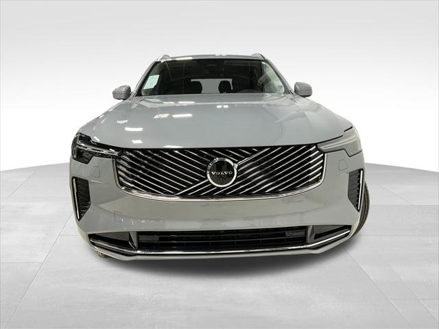 2026 Volvo XC90 B6 Plus 6-Seater