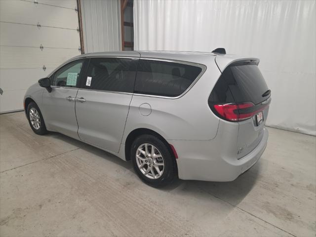 2024 Chrysler Pacifica Touring L 2024 Chrysler Pacifica Touring L