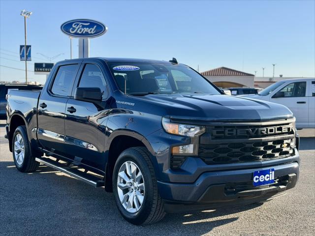 2023 Chevrolet Silverado 1500 2WD Crew Cab Short Bed Custom 2023 Chevrolet Silverado 1500 2WD Crew Cab Short Bed Custom