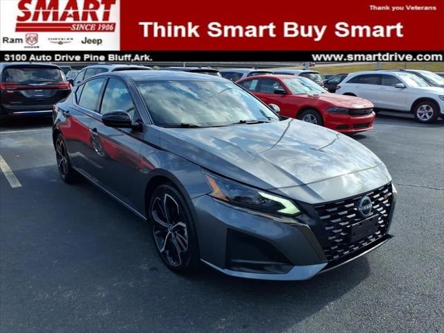 2024 Nissan Altima SR FWD