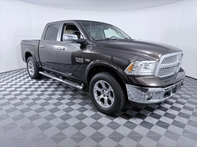 2017 RAM 1500 Laramie Crew Cab 4x4 57 Box 2017 RAM 1500 Laramie Crew Cab 4x4 57 Box