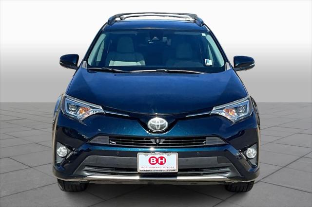 2017 Toyota RAV4 Platinum 2017 Toyota RAV4 Platinum