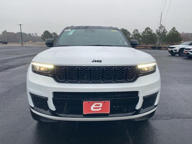 2025 Jeep Grand Cherokee GRAND CHEROKEE L SUMMIT 4X4