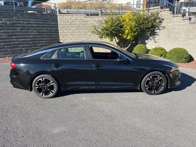 2022 Kia K5 GT-Line 2022 Kia K5 GT-Line