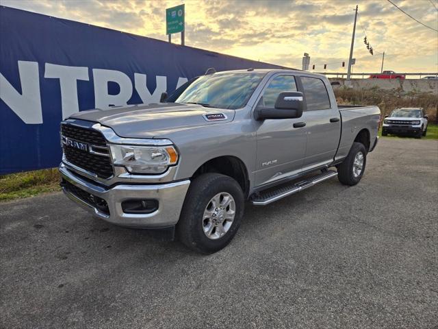 2024 RAM 2500 Big Horn Crew Cab 4x4 64 Box 2024 RAM 2500 Big Horn Crew Cab 4x4 64 Box