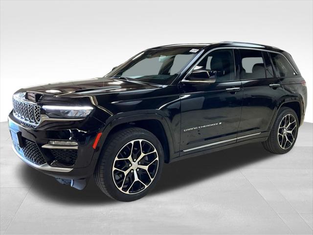 2022 Jeep Grand Cherokee Summit Reserve 4x4 2022 Jeep Grand Cherokee Summit Reserve 4x4