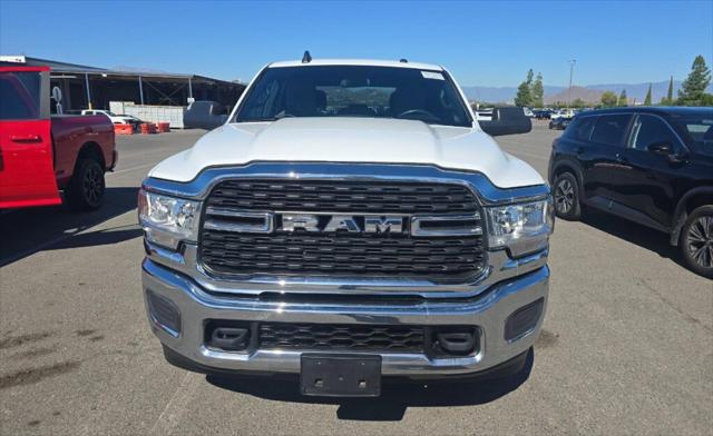 2022 RAM 3500 Big Horn Crew Cab 4x4 8 Box 2022 RAM 3500 Big Horn Crew Cab 4x4 8 Box