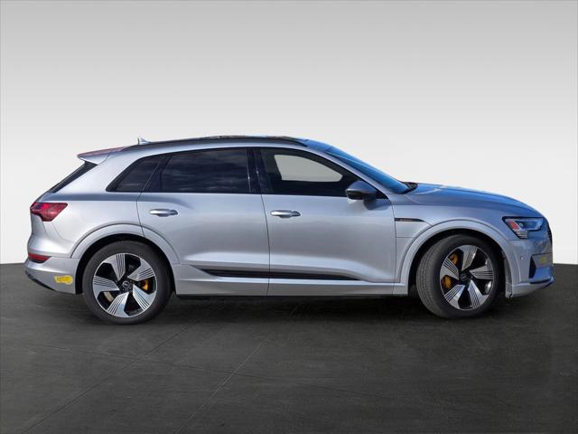 2022 Audi e-tron Premium Plus quattro 2022 Audi e-tron Premium Plus quattro