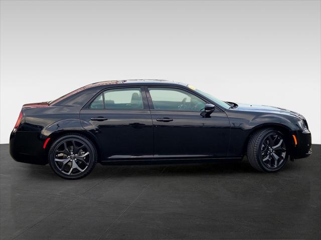 2023 Chrysler 300 300S