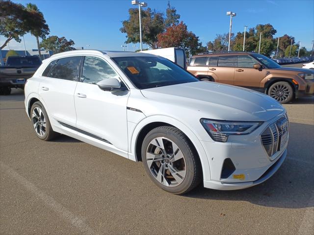 2022 Audi e-tron Premium Plus quattro