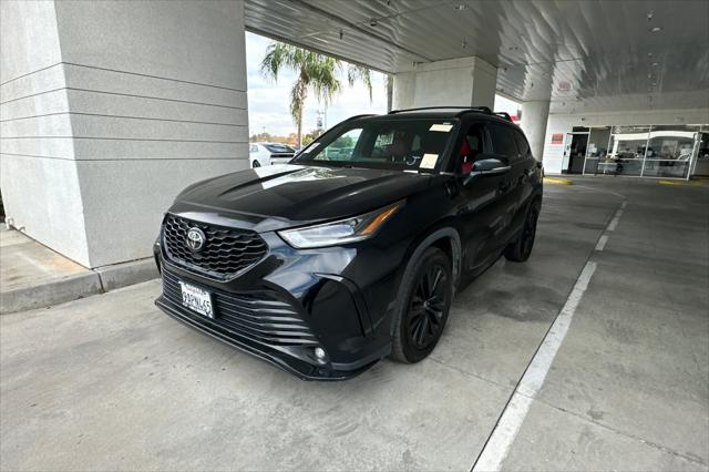 2022 Toyota Highlander XSE 2022 Toyota Highlander XSE