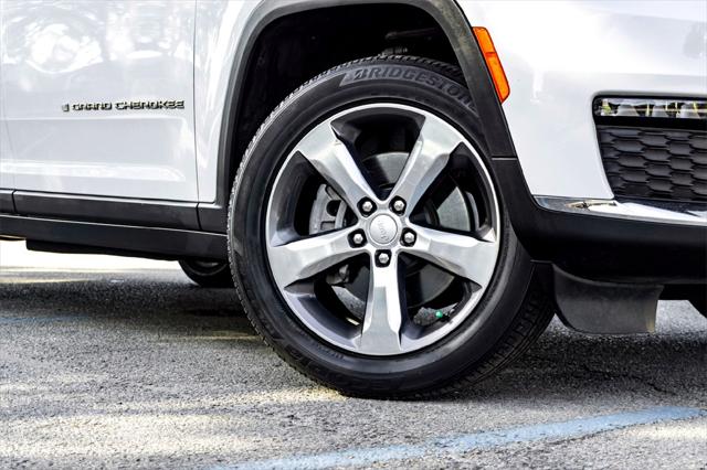 2022 Jeep Grand Cherokee L Limited 4x4 2022 Jeep Grand Cherokee L Limited 4x4