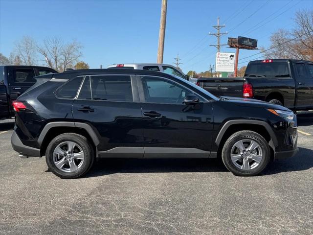 2024 Toyota RAV4 XLE 2024 Toyota RAV4 XLE