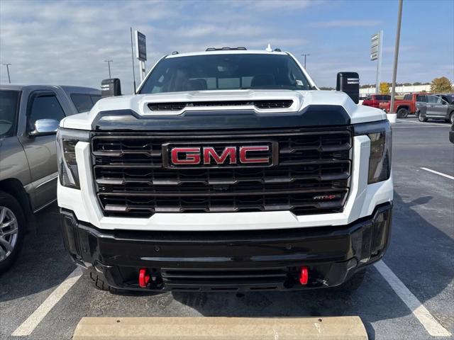 2025 GMC Sierra 2500HD 4WD Crew Cab Standard Bed AT4X 2025 GMC Sierra 2500HD 4WD Crew Cab Standard Bed AT4X