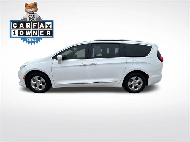 2017 Chrysler Pacifica Touring-L Plus