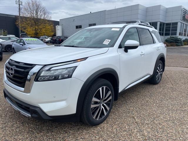 2025 Nissan Pathfinder Platinum 4WD