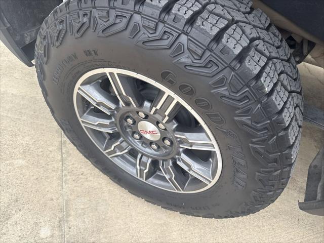 2024 GMC Sierra 1500 4WD Crew Cab Short Box AT4 2024 GMC Sierra 1500 4WD Crew Cab Short Box AT4