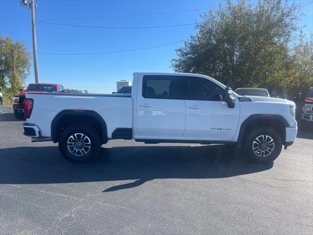 2023 GMC Sierra 2500HD 4WD Crew Cab Standard Bed AT4