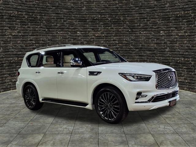 2023 INFINITI QX80 SENSORY AWD