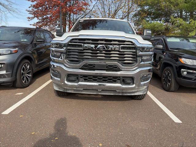 2025 RAM 2500 Big Horn Crew Cab 4x4 64 Box 2025 RAM 2500 Big Horn Crew Cab 4x4 64 Box